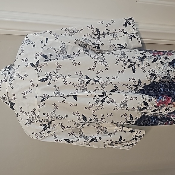 Chico's Blue Print Shirt - Picture 4 of 4